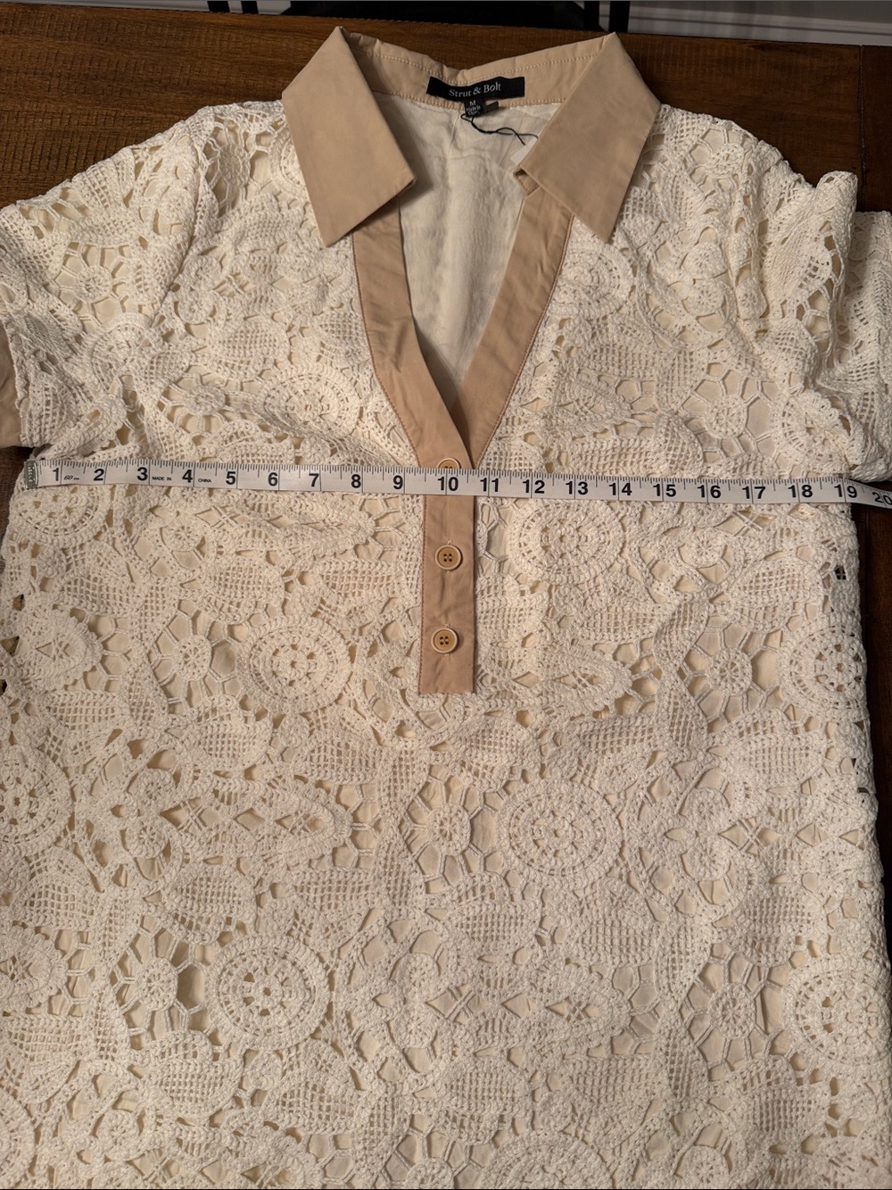 Boutique Cream Shift Dress with Tan Trim NWT - Picture 6 of 6
